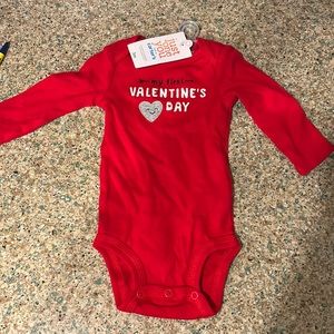 Brand new valentines onesie!! 3 months